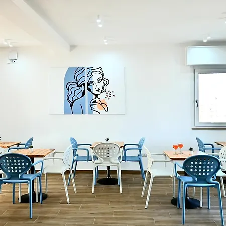 Kore Suites&apartments بيت ضيافة 4*