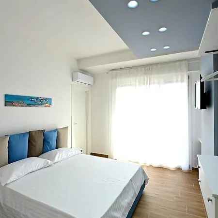 Kore Suites&apartments Локри